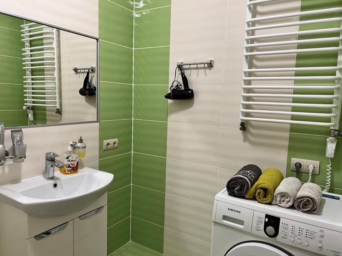 Sichovyh Strilciv 68a Apartment