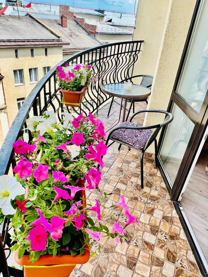 Sichovyh Strilciv 68a Apartment *