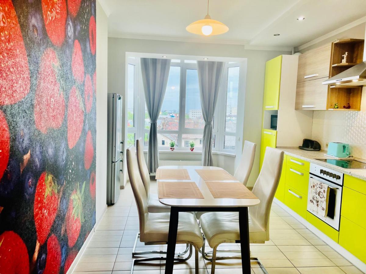 Apartment Sichovyh Strilciv 68a *